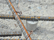 Distanciadores de hormigón / perfiles de cemento extruido