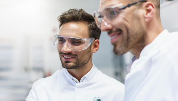 Expertos en la materia del JRS